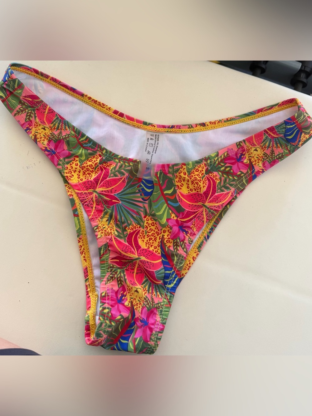 SHEIN• bikini bottoms